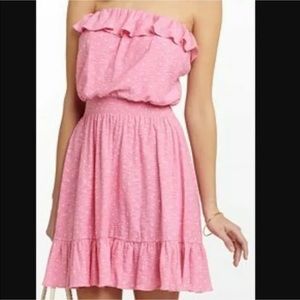 Lilly Pulitzer Polka dot summer dress!